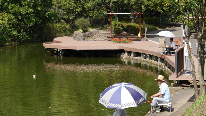 『水上張り出しデッキ』 平和の森公園